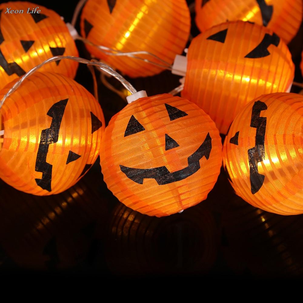 Set de 10 citrouilles LED avec chaîne