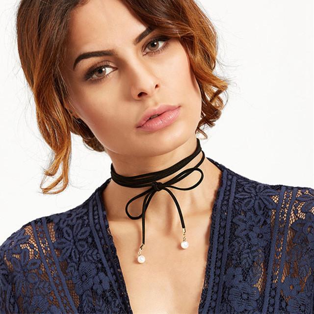 Collier en daim design pour femme