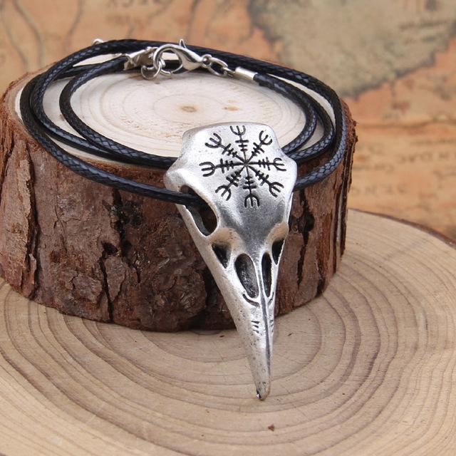 Pendentif Vicking Crane de Corbeau
