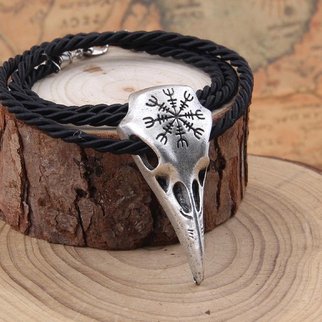 Pendentif Vicking Crane de Corbeau