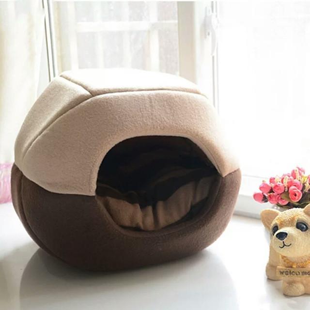 Panier et maison pour chat et chien