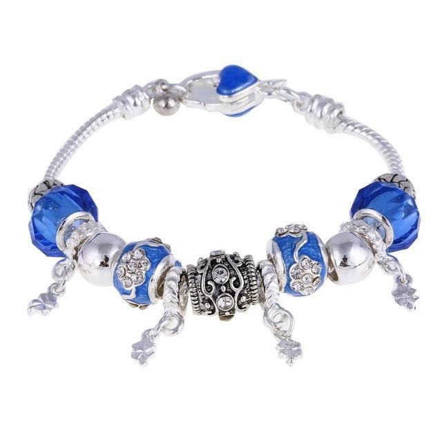 Bracelet argent avec pendentifs