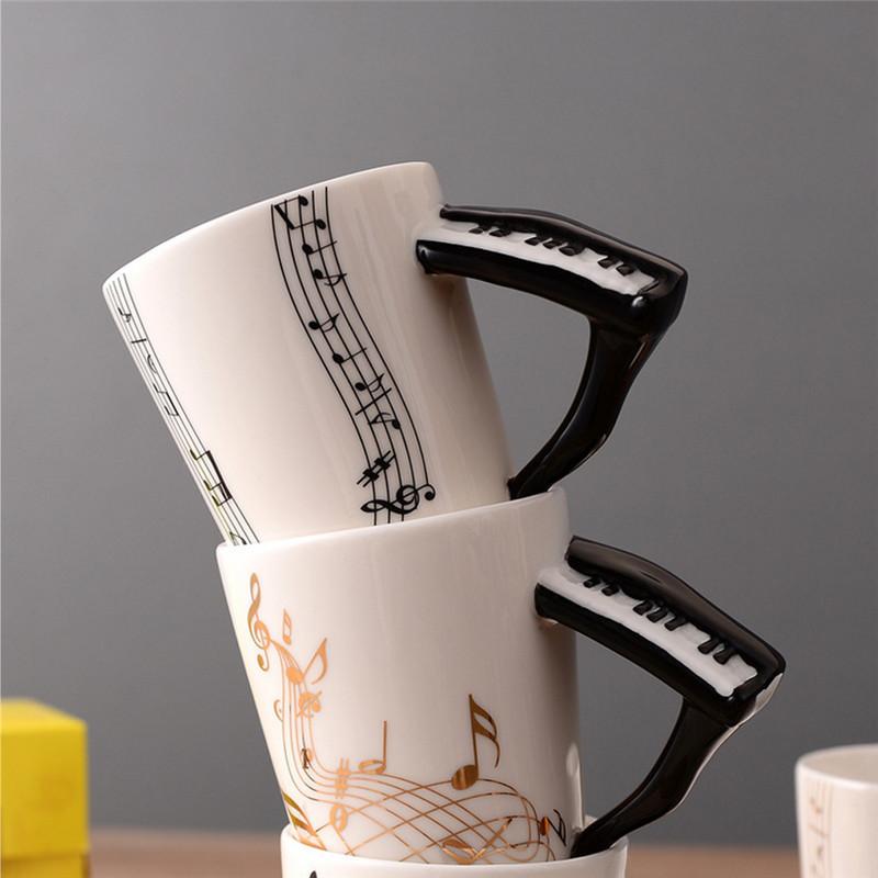 Mug en céramique pour les mélomanes et les amoureux de la musique.