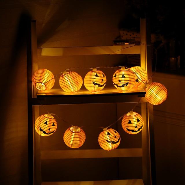 Set de 10 citrouilles LED avec chaîne